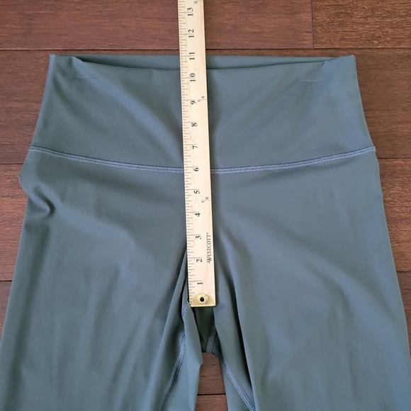 NWOT Everlane The Perform Legging High-Rise Full-Length Womens Size L Pine Green - Picture 9 of 10